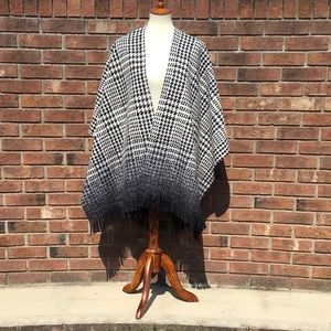 NWT cape